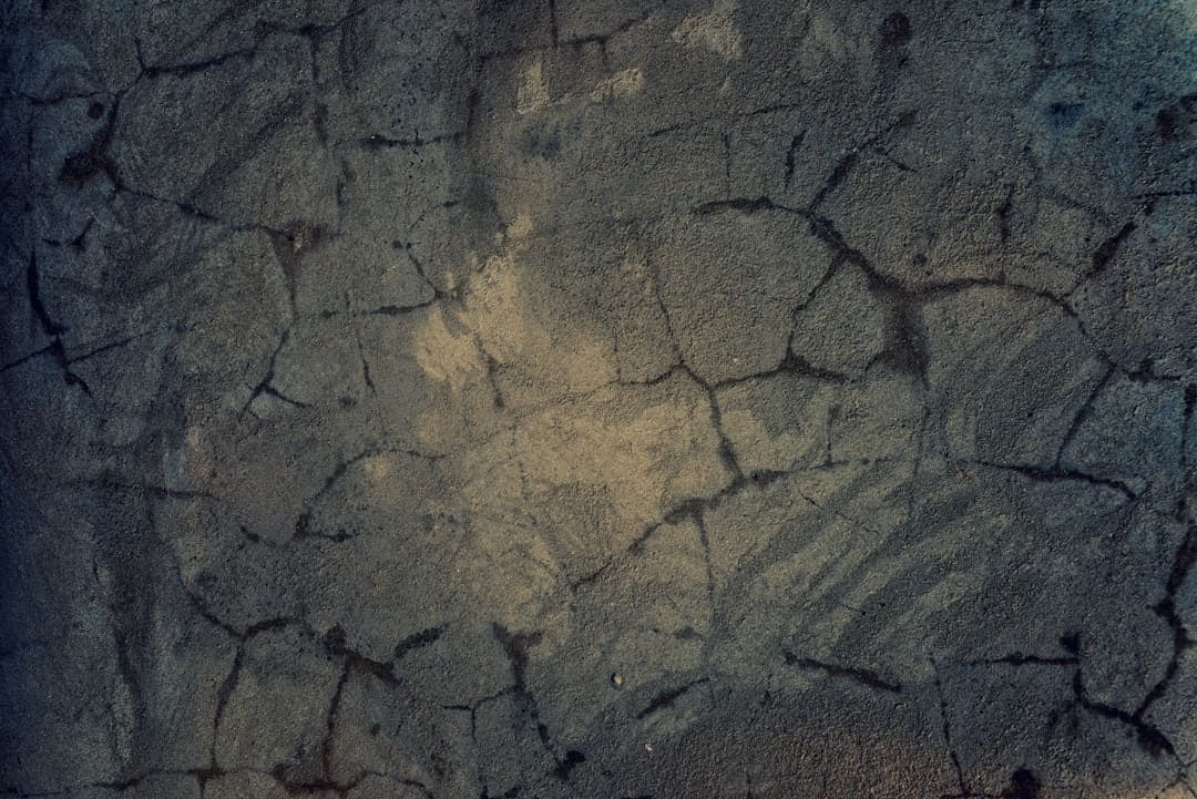 Photo Concrete cracks